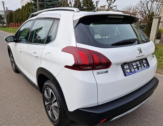 Peugeot 2008 cena 49900 przebieg: 70000, rok produkcji 2017 z Gniezno małe 352